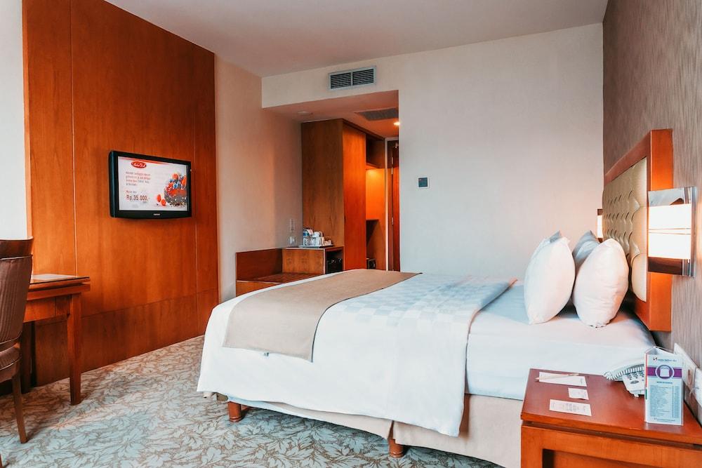 Swiss-Belinn SKA Pekanbaru Bagian luar foto