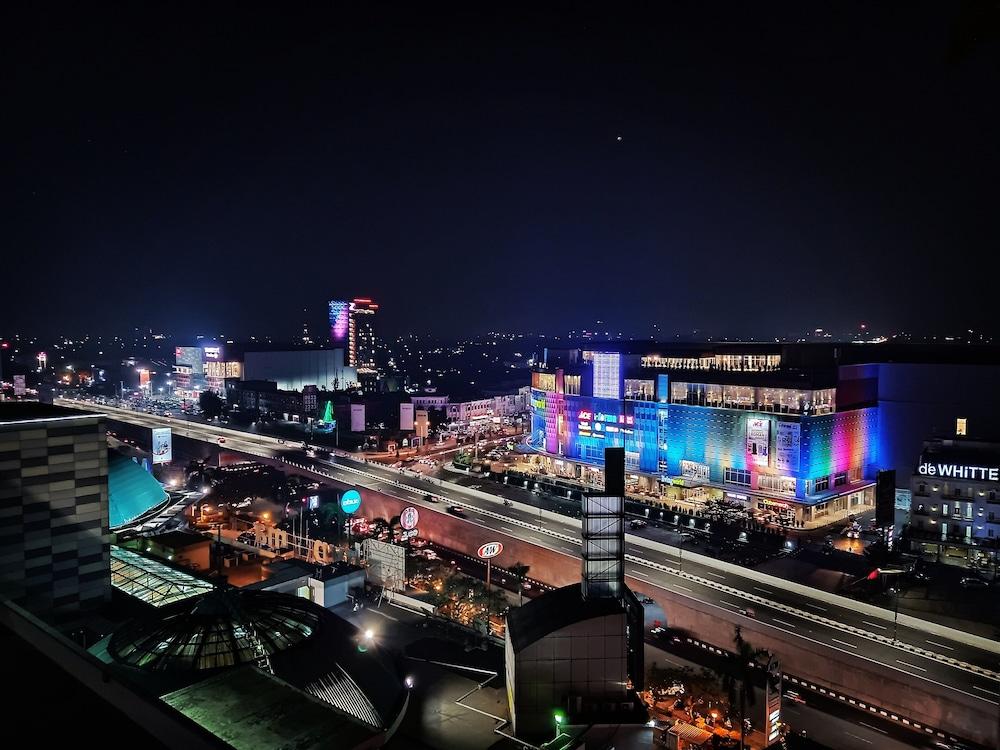 Swiss-Belinn SKA Pekanbaru Bagian luar foto